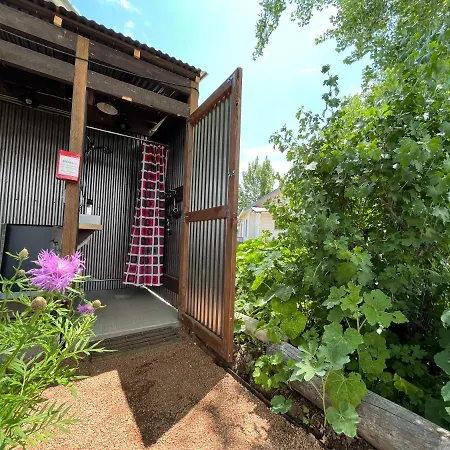 Violet Cottage At Zenzen Gardens Paonia Exterior photo