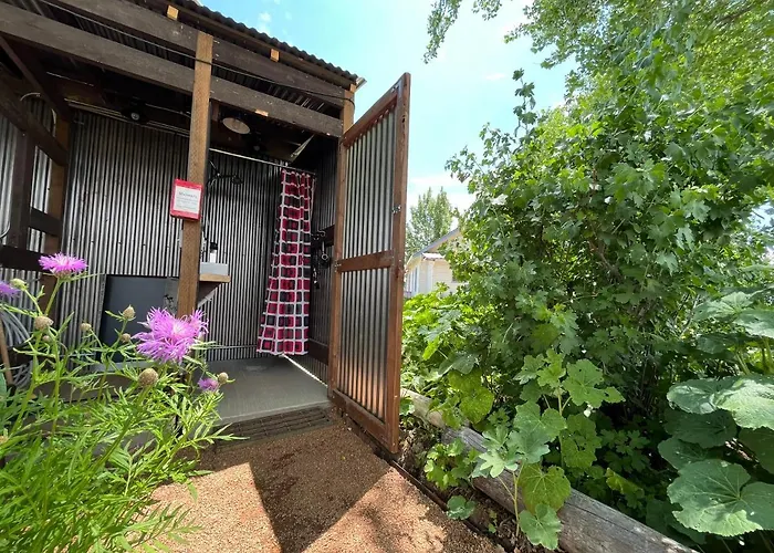 Violet Cottage At Zenzen Gardens